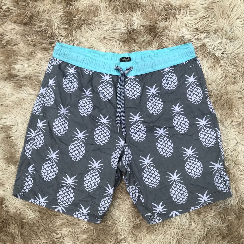 Valor Collective Size XL Gray & Light Blue Pineapple Drawstring Athletic Shorts